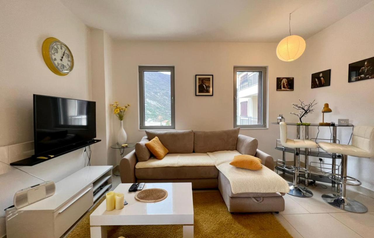 Lavender Bay Apartment C23 코토르 외부 사진